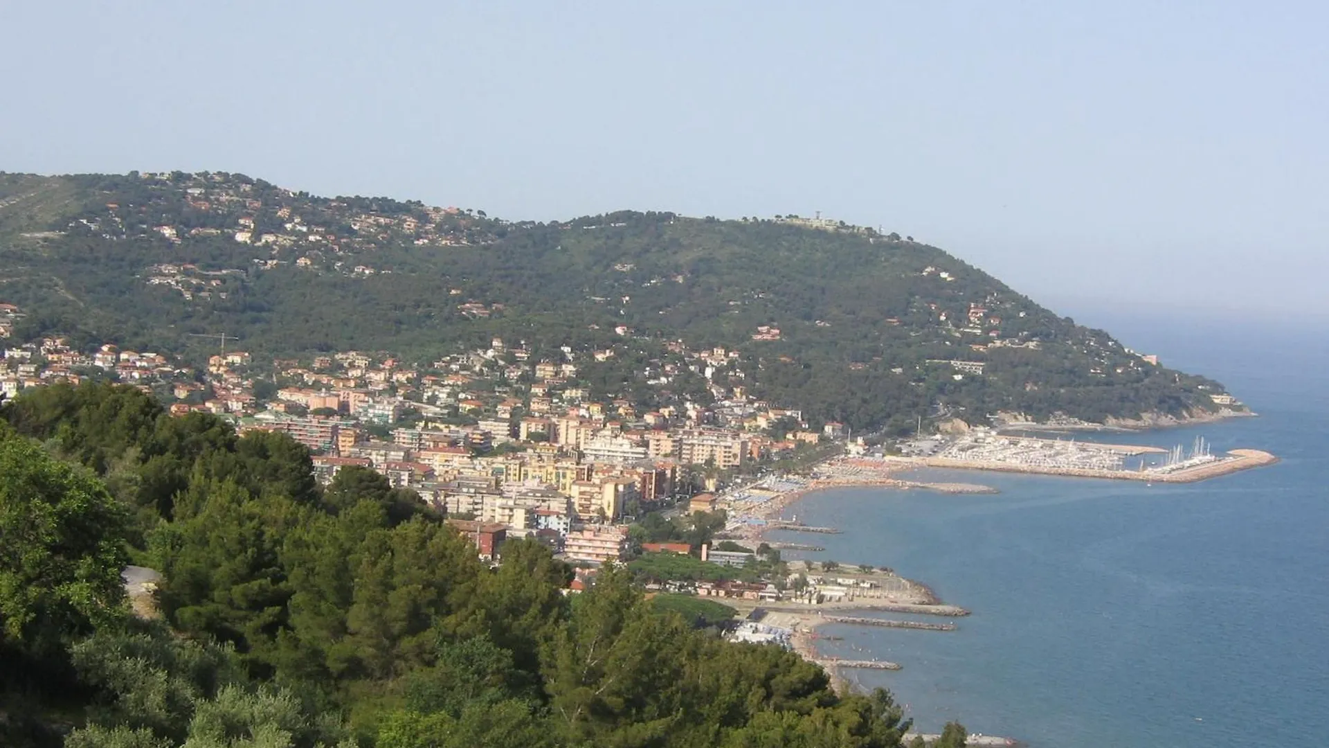 Appartamento Andora Tra Gli Ulivi Molino Nuovo